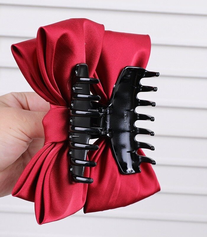 Bow knot hairclaw
