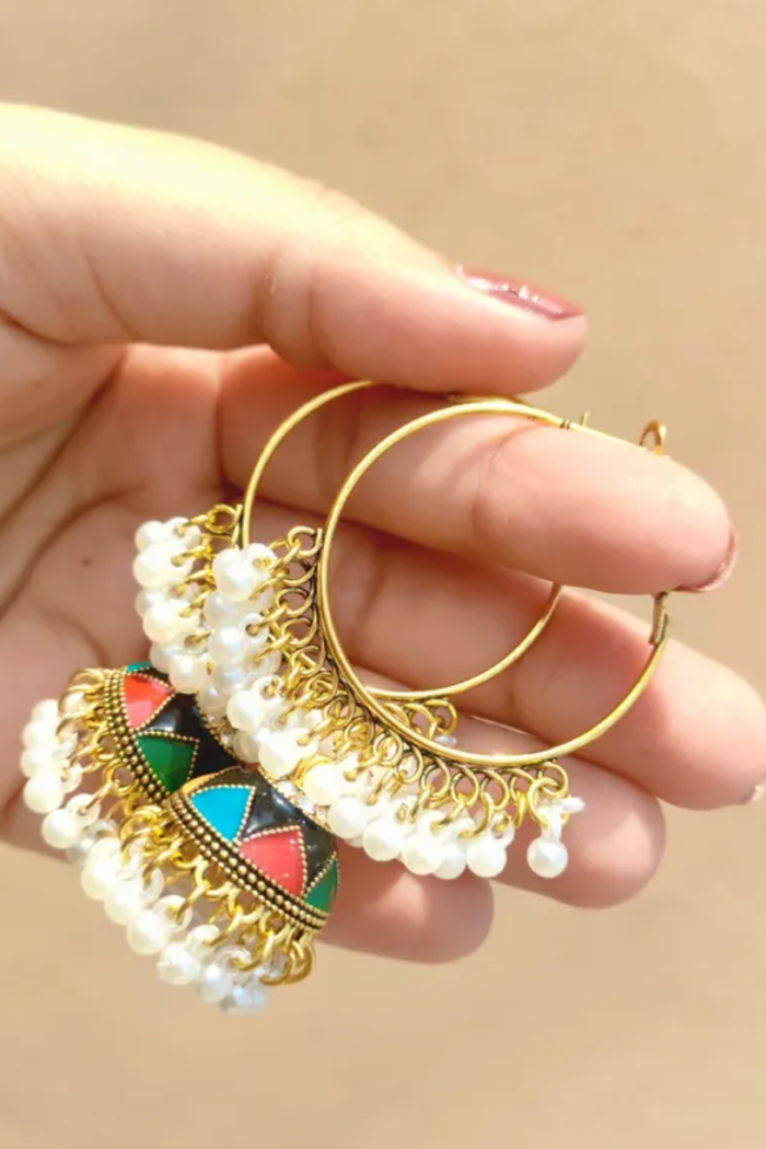 Mehr-un-Nisa Chandbali jhumkay