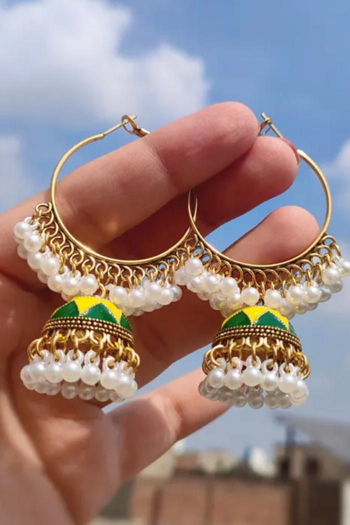 Mehr-un-Nisa Chandbali jhumkay