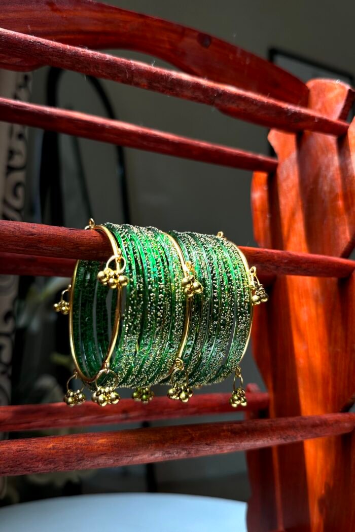Alternative view of Arzoo Bangles Set Green